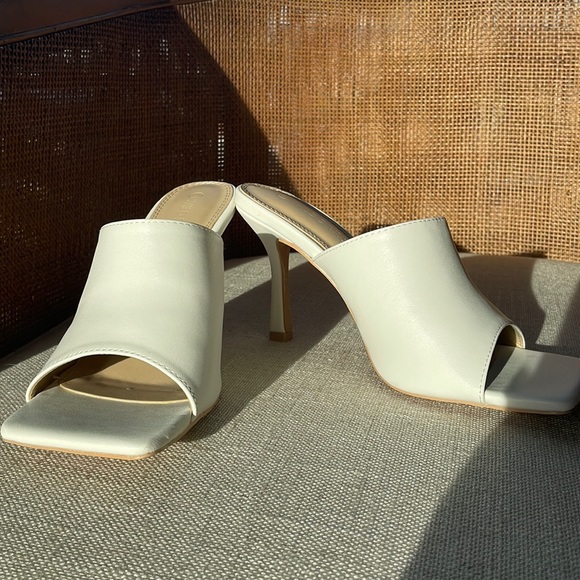 Wild Diva Shoes - Square Toe Heeled Mules